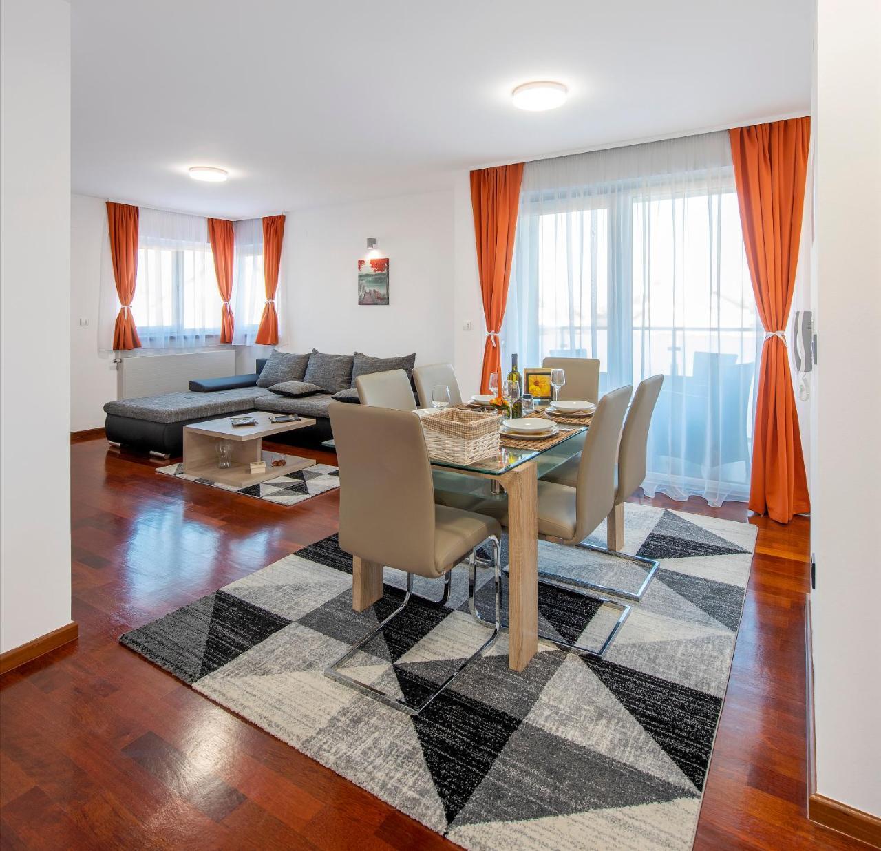 Ratkajec Luxury Apartments Вараждин Екстер'єр фото
